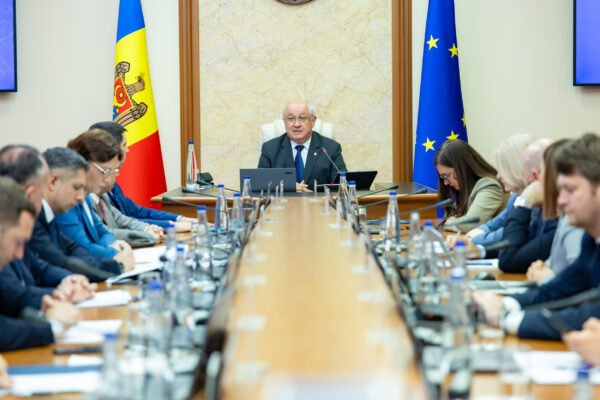 APP | Guvernul aprobă transmiterea unui teren către satul Crihana Veche pentru administrare locală eficientă